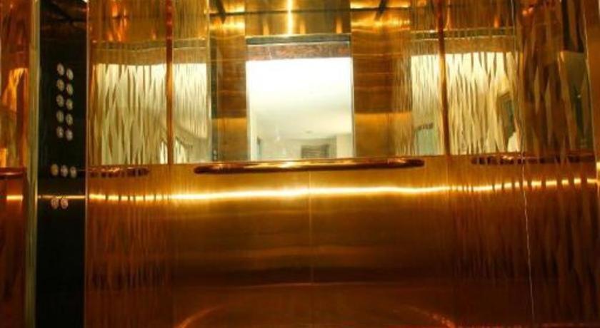Gemsy Hotel Yangon Bagian luar foto