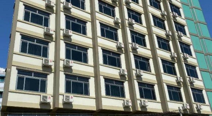 Gemsy Hotel Yangon Bagian luar foto