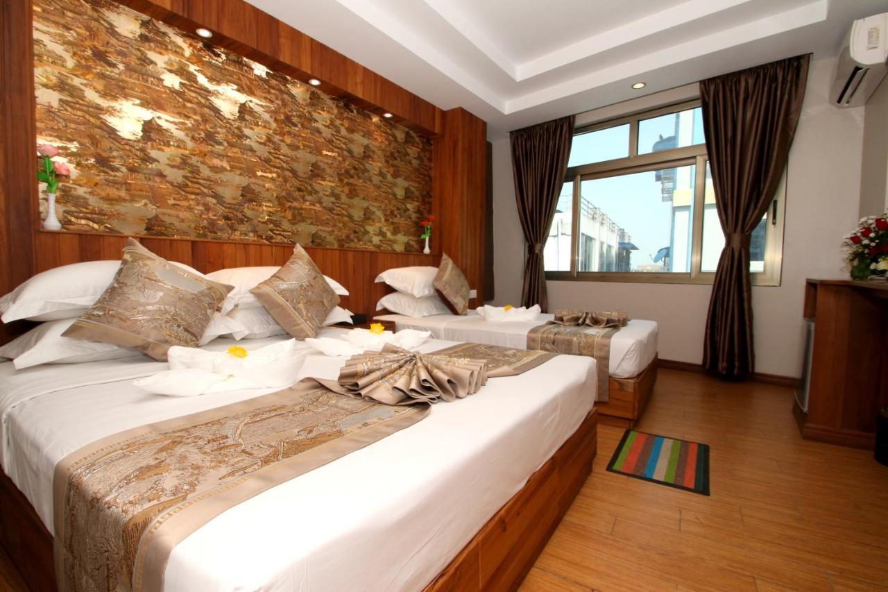 Gemsy Hotel Yangon Bagian luar foto
