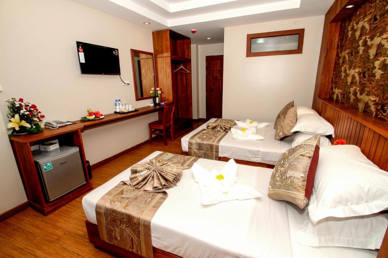 Gemsy Hotel Yangon Bagian luar foto